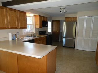 10330 E Lawnhaven Dr, Indianapolis, IN 46229