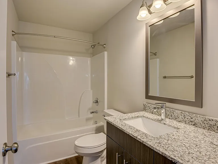 Woodberry Apartments — Photo 28