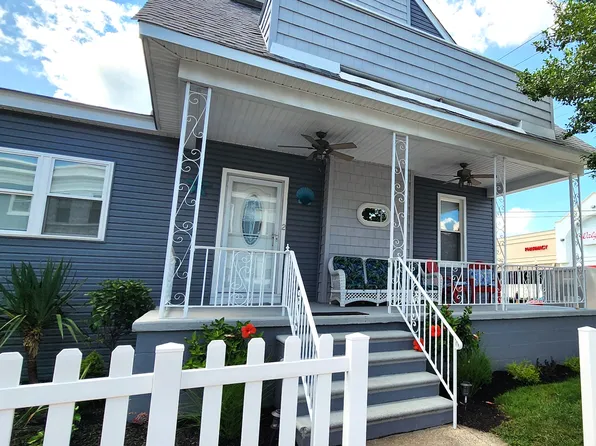 2 S Troy Ave, Ventnor City, NJ 08406