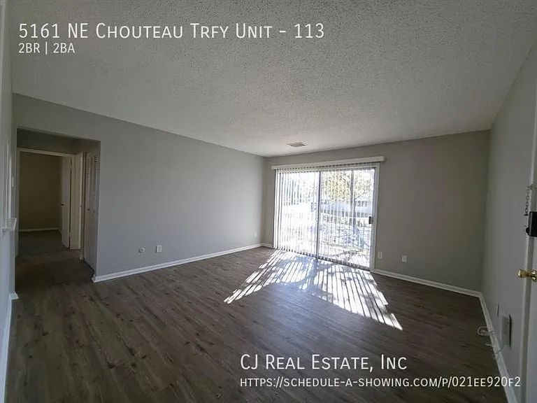 5161 NE Chouteau Trfy #113 — Photo 2