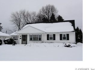 132 Skycrest Dr, Rochester, NY 14616