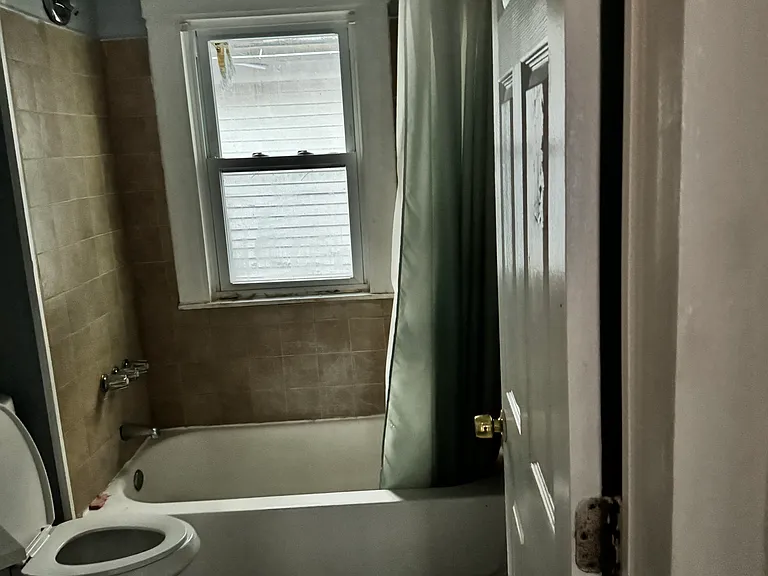 9610 Pierpont Ave #U — Photo 8