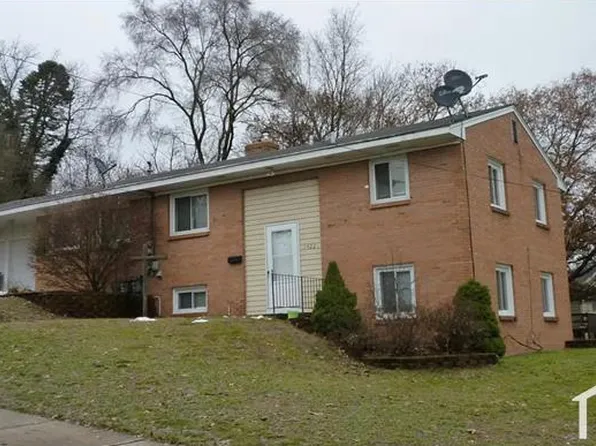 1420 Calvin Ave SE, Grand Rapids, MI 49507