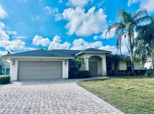 662 SW Jacoby Ave, Port Saint Lucie, FL 34953