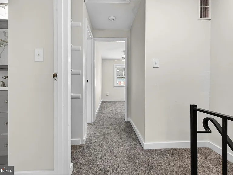 7860 Saint Claire Ln — Photo 19