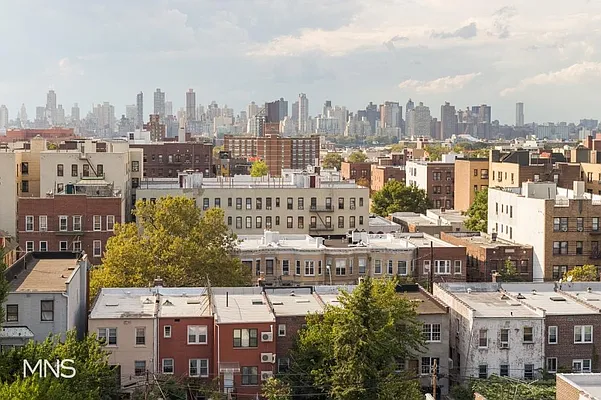 Rented by MNS Marketing | media 29