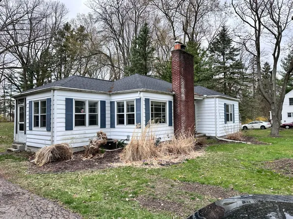 296 W Hamilton Ln, Battle Creek, MI 49015