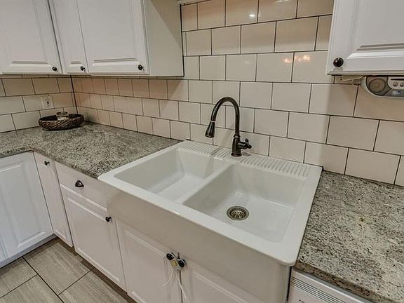 4th image of 5954 45th Ave N