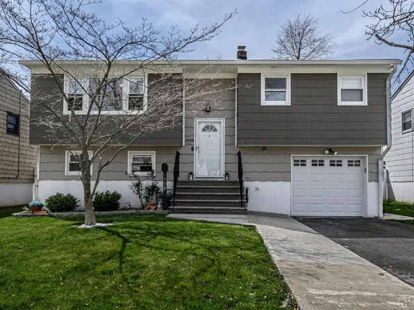 1938 Henry St, Rahway, NJ 07065