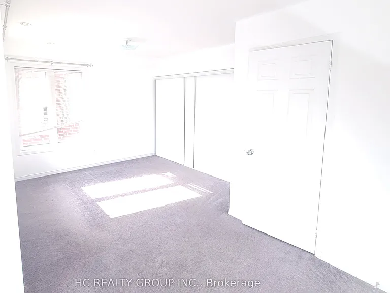 227 Dairy Dr — Photo 10
