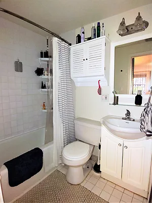 Rented by Corcoran | media 15