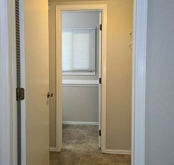 4020 Thundercloud Dr — Photo 21