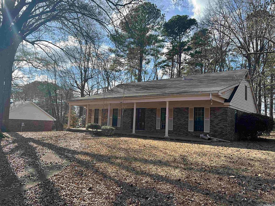 1st image of 209 Forrest Park Dr