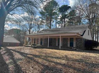 209 Forrest Park Dr, Arkadelphia, AR 71923