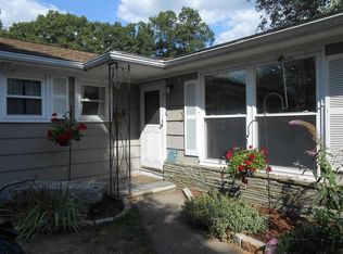 33 Maple Ave, Avon, MA 02322