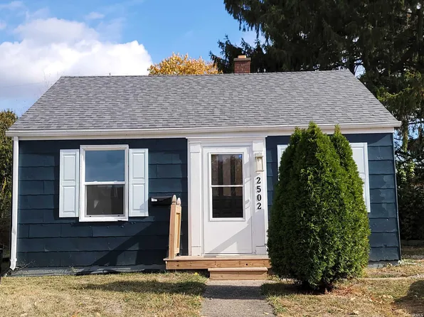 2502 Sherman Blvd, Fort Wayne, IN 46808