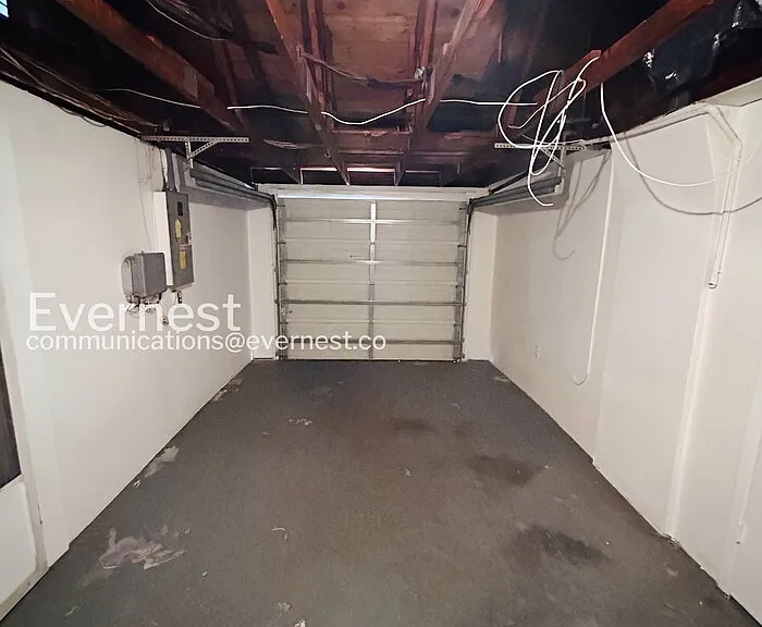 9130 Chatam Ln — Photo 32
