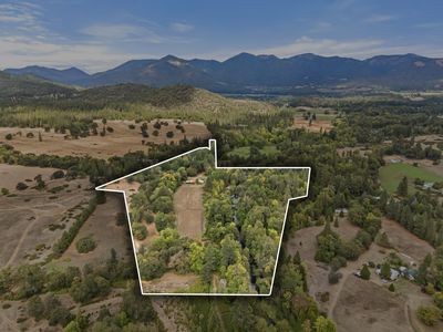 1225 Messinger Rd, Grants Pass, OR, 97527