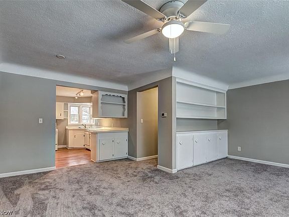 4th image of 7762 Goldenrod Dr