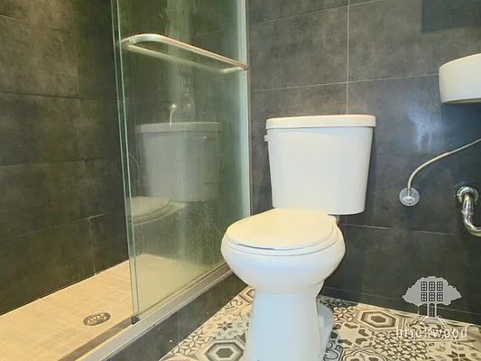 Rented by Brickwood Realty | media 112