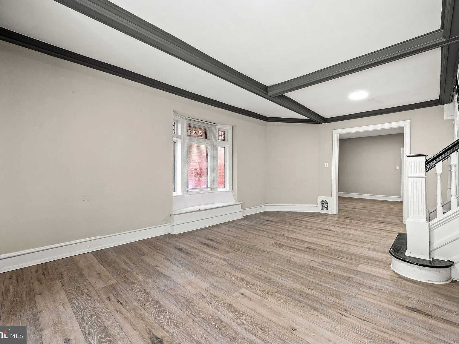 4 bed, 1700 sqft, $2,500 — Photo 3
