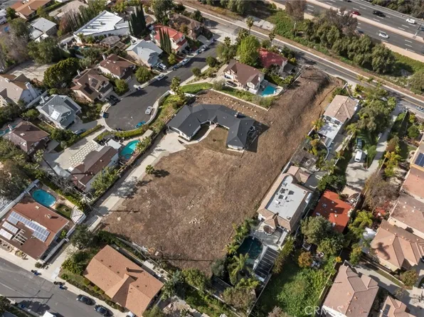 5164 N Faris Ln, Woodland Hills, CA 91364
