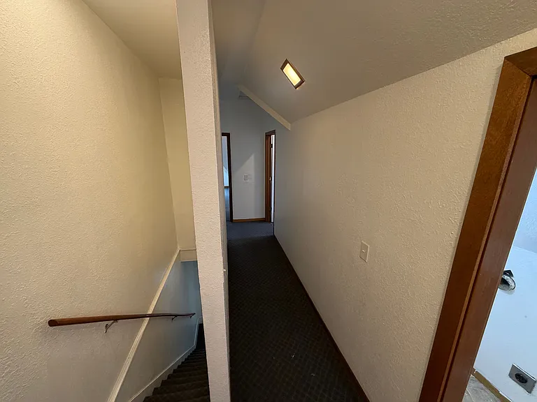 2534 Windsor Ave #2536 — Photo 9