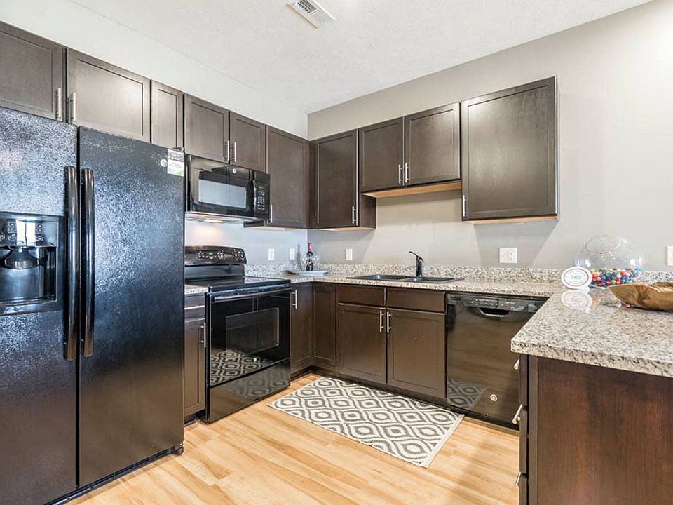 Modern conveniences, open layouts, and comfortable living come together at The Flats at 84.