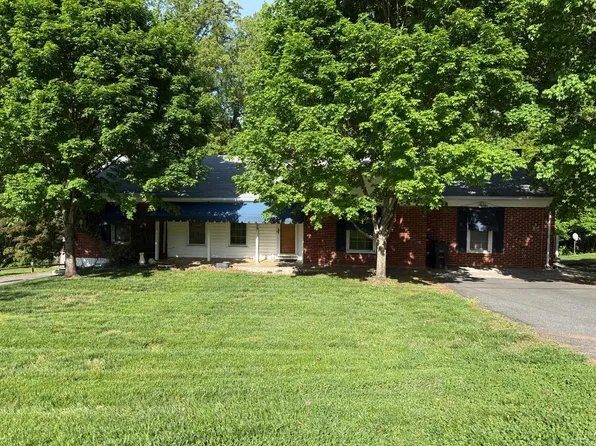 3819 Moorman Dr, Lynchburg, VA 24501