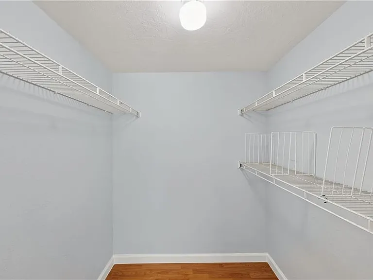 144 Cypress Way E #701 — Photo 22