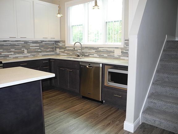Modern tile backsplash and cabinetry