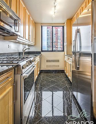 3rd image of 145 W 67th St APT 34H