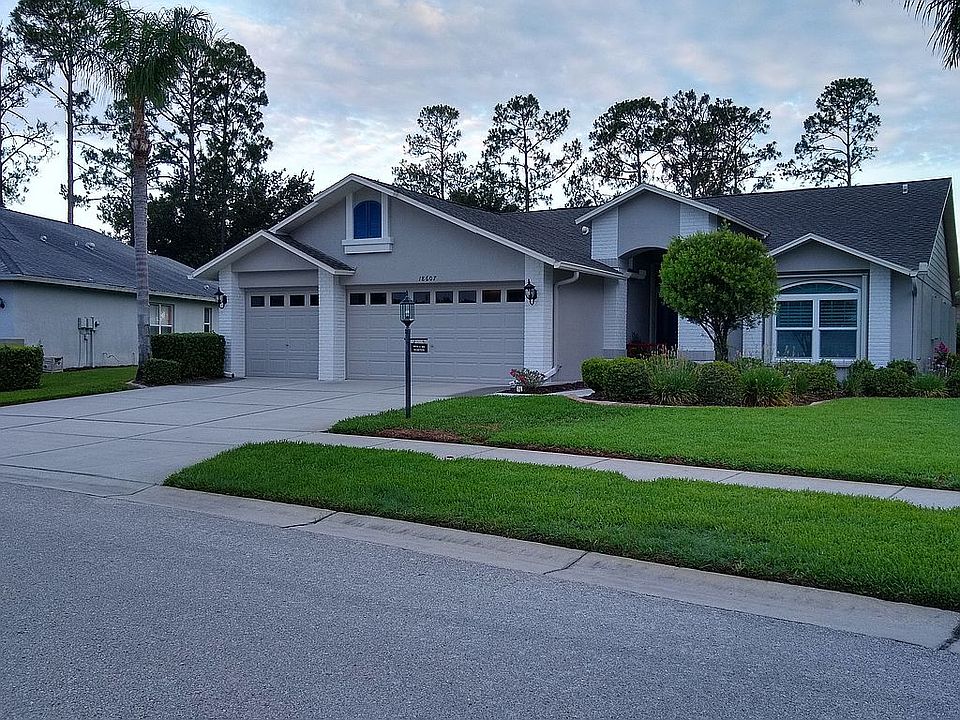 Front view - 3 Car Garage