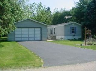 W5051 Highland Dr, Shawano, WI 54166