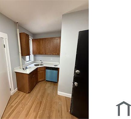 1st image of 76 Walnut Park #4