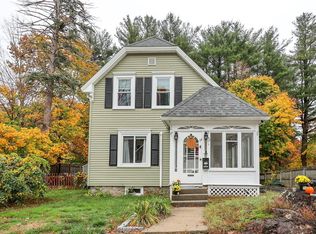 14 Pleasant St, Derry, NH 03038