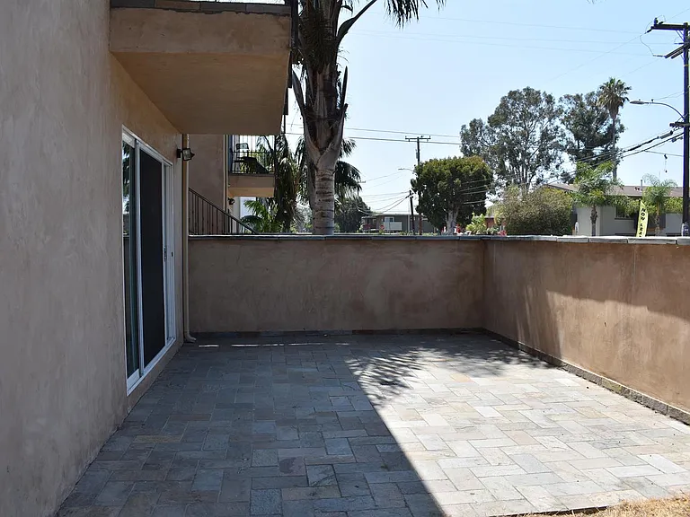 760 Embarcadero Del Norte #1 — Photo 9