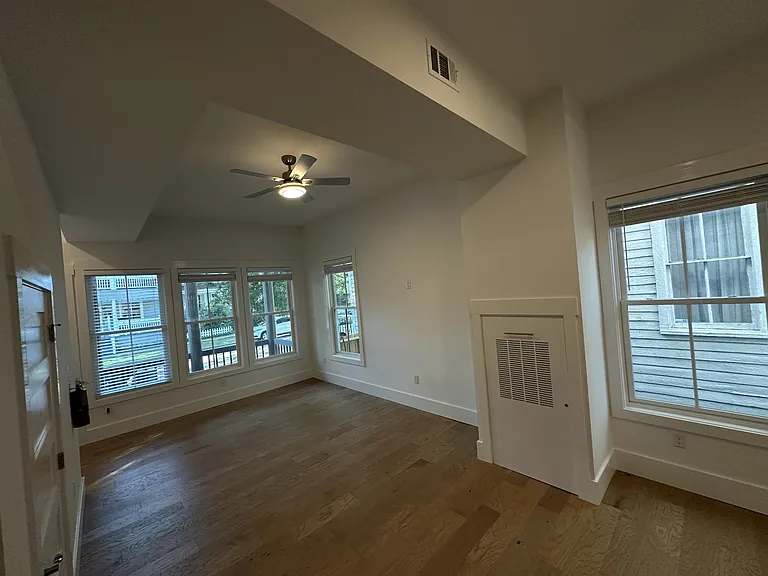 530 E Park Ave — Photo 19