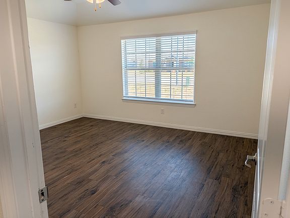 3rd image of 14546 Gorge Dr
