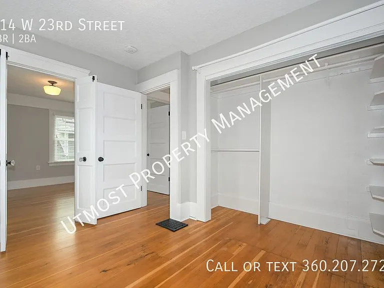 114 W 23rd St — Photo 10