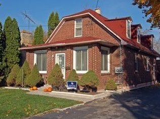 216 Oakridge Ave, Highwood, IL