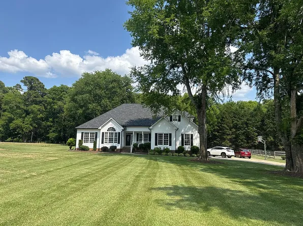 2013 Black Walnut Farm Rd, Hillsborough, NC 27278