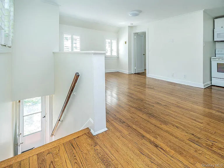61 Locust Ave #1 — Photo 3