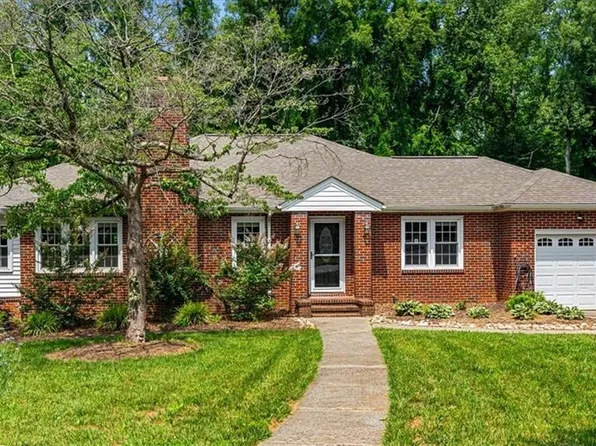 407 Pinedale Dr, Reidsville, NC 27320