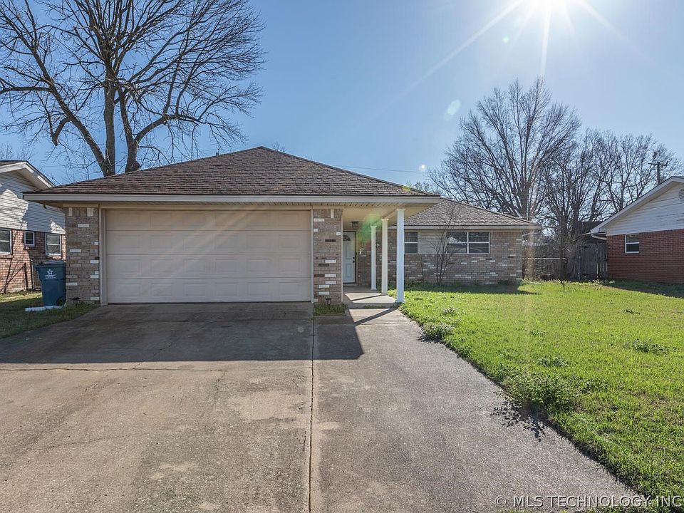 1st image of 1524 Pineywood Dr