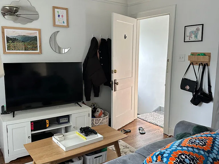 334 E Drayton St #UPPER — Photo 5