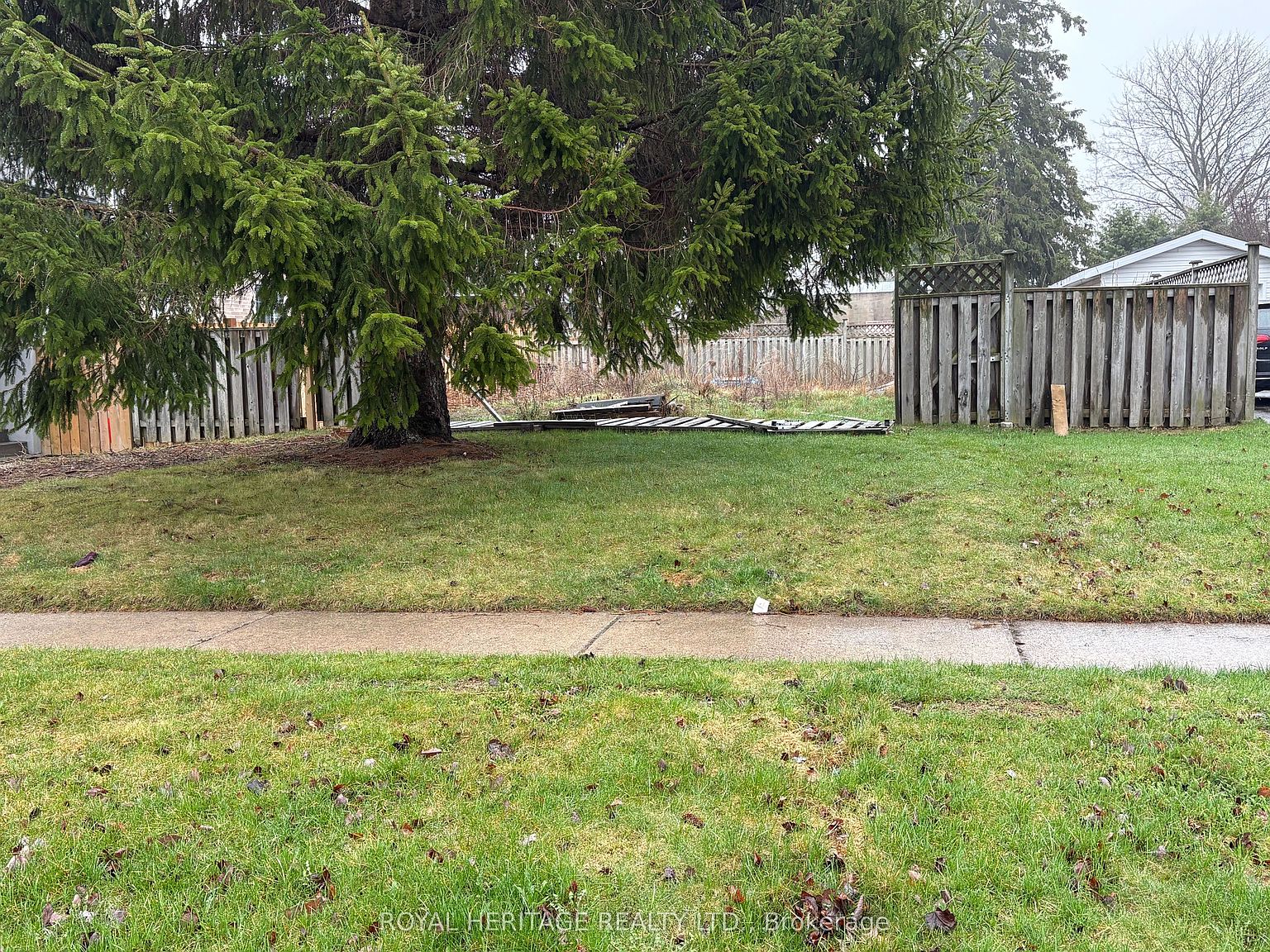 283 Humber Ave