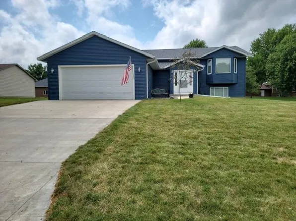 1113 9th St, Gaylord, MN 55334