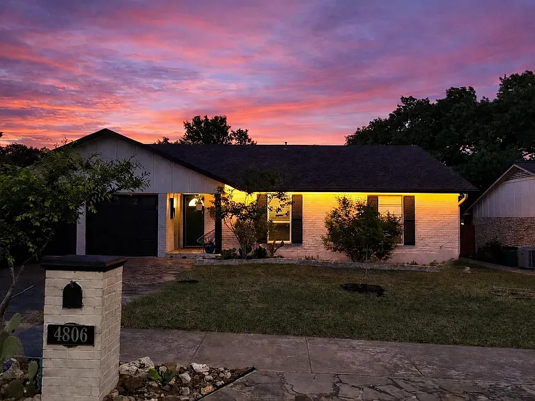 4806 Wind River Rd — Photo 4