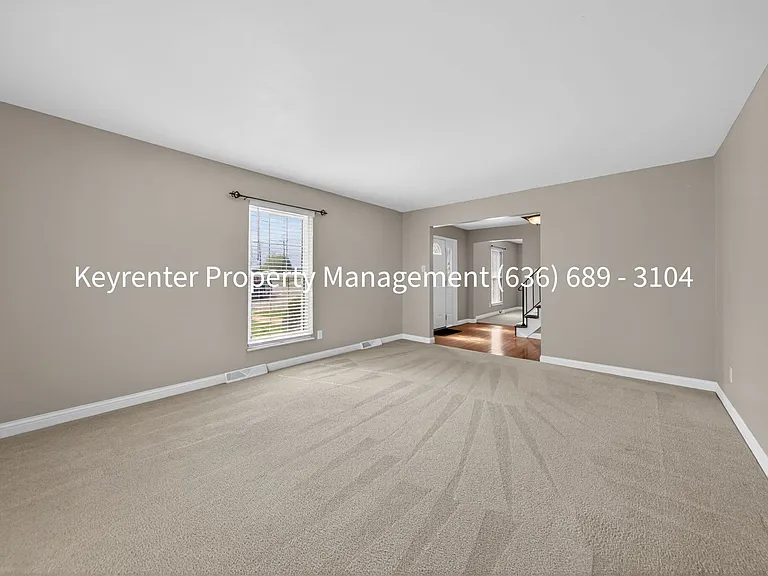 15362 Olive Blvd — Photo 24